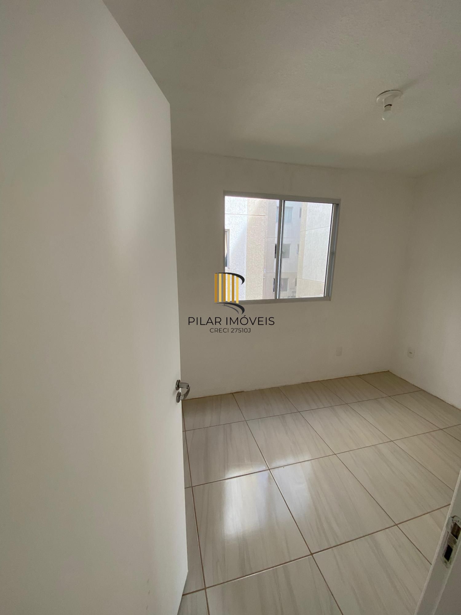 Apartamento de 2 dormitórios no Bairro Restinga