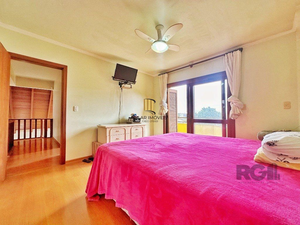 Casa 3 dormitórios no bairro Nonoai