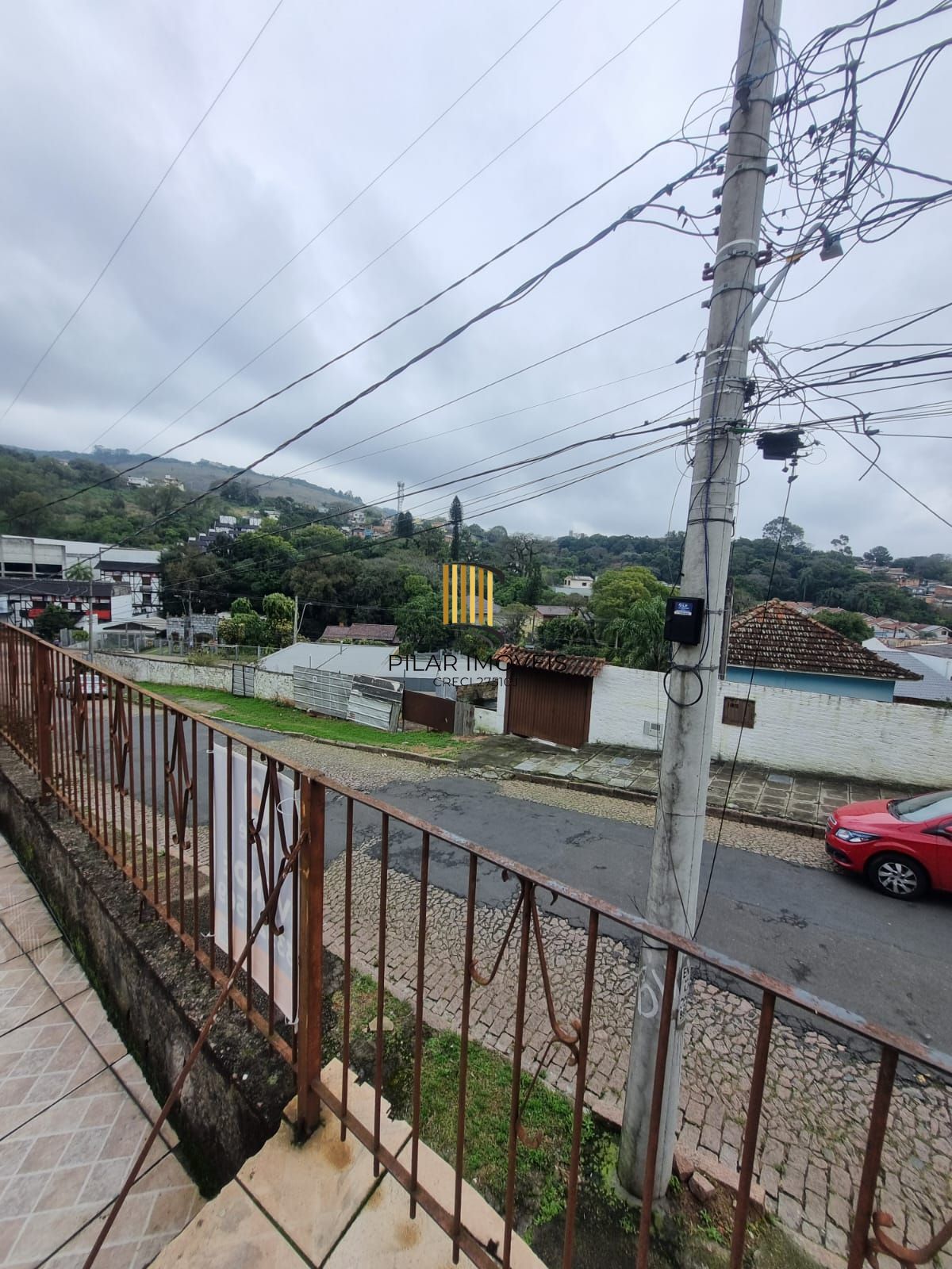 Casa para Venda - 160m², 4 dormitórios, 2 vagas - Glória