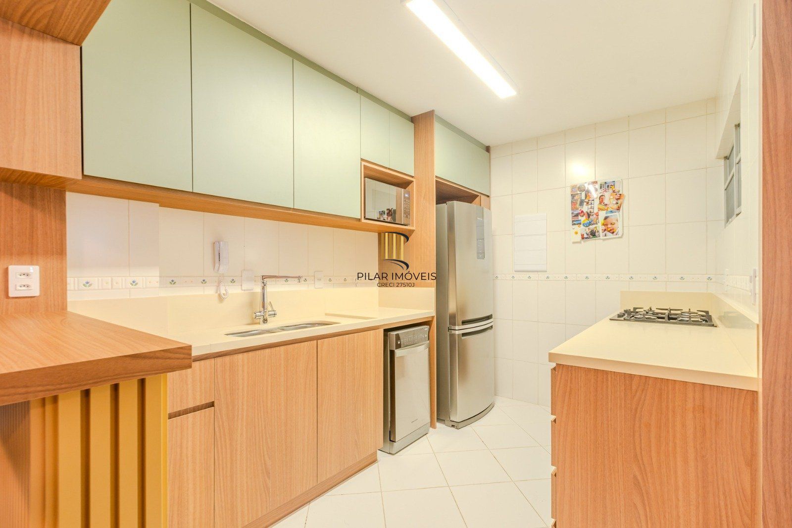 Apartamento de 3 dormitórios á venda no Bairro Cristal, Porto Alegre