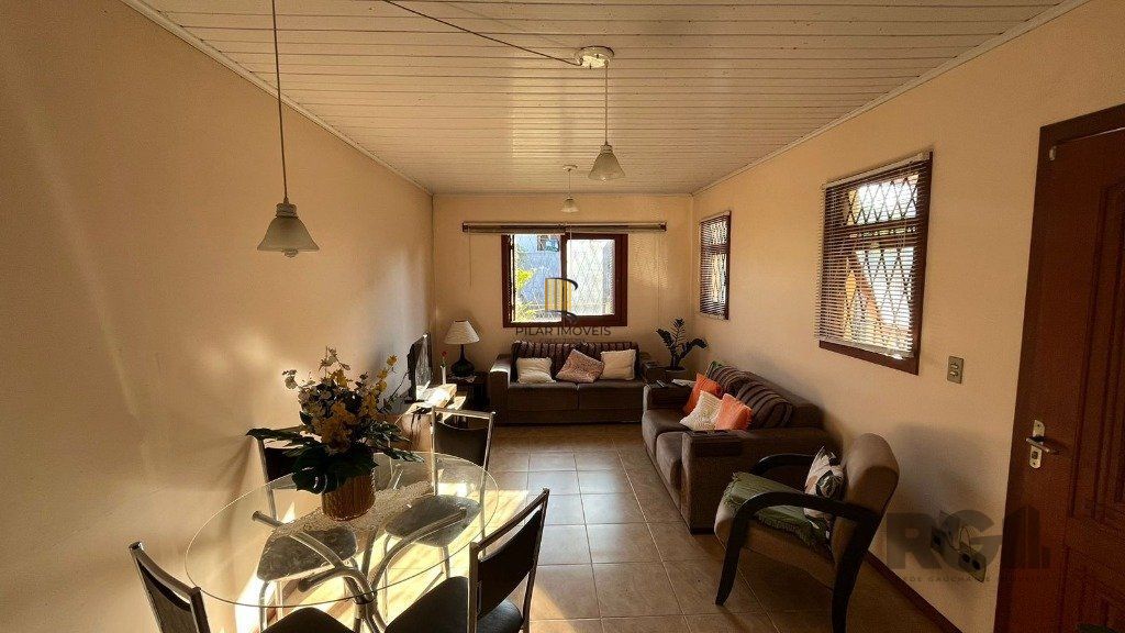 Casa 2 dormitórios no bairro Vila Nova