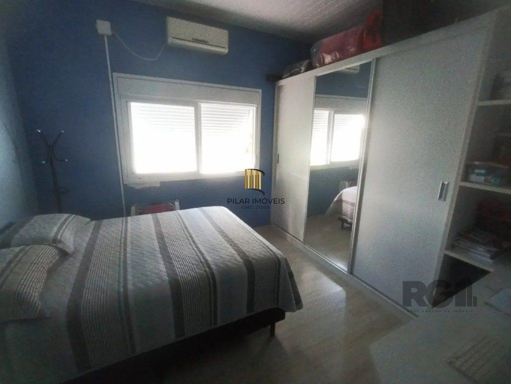 Casa com 3 dormitórios no bairro  Costa e Silva
