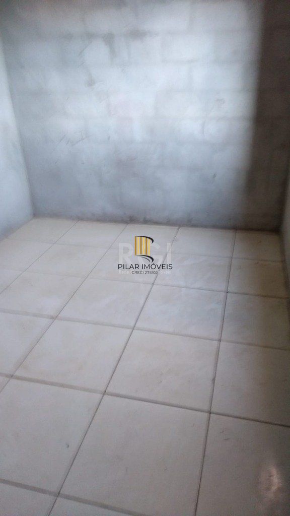 Casa para Venda - 63m², 2 dormitórios, 1 vaga - 4 Lagos