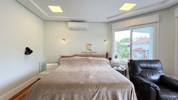 Casa 4 dormitórios no bairro Jardim Itu
