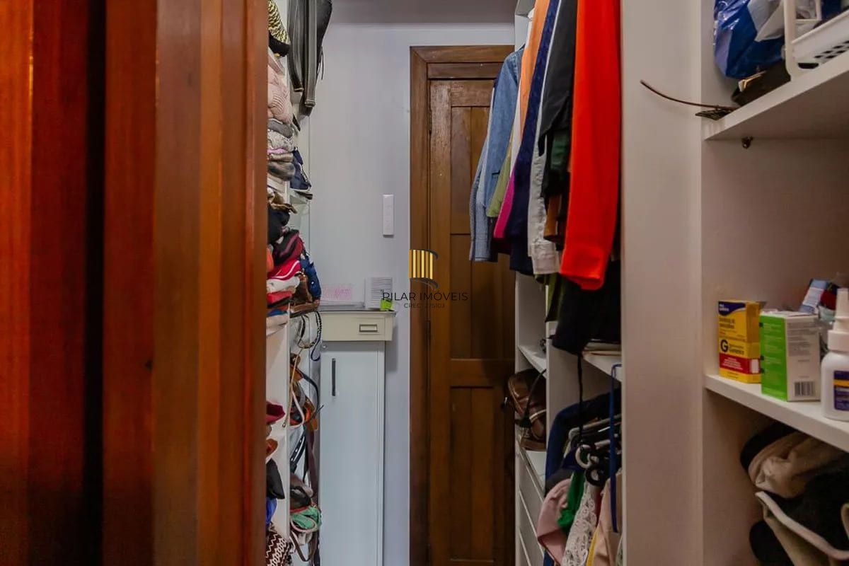 Casa de condomínio à venda com 258m², 3 quartos e 2 vagas