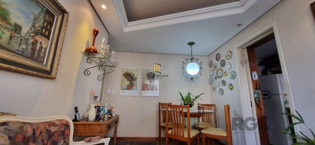 Apartamento 2 dormitórios no bairro Glória