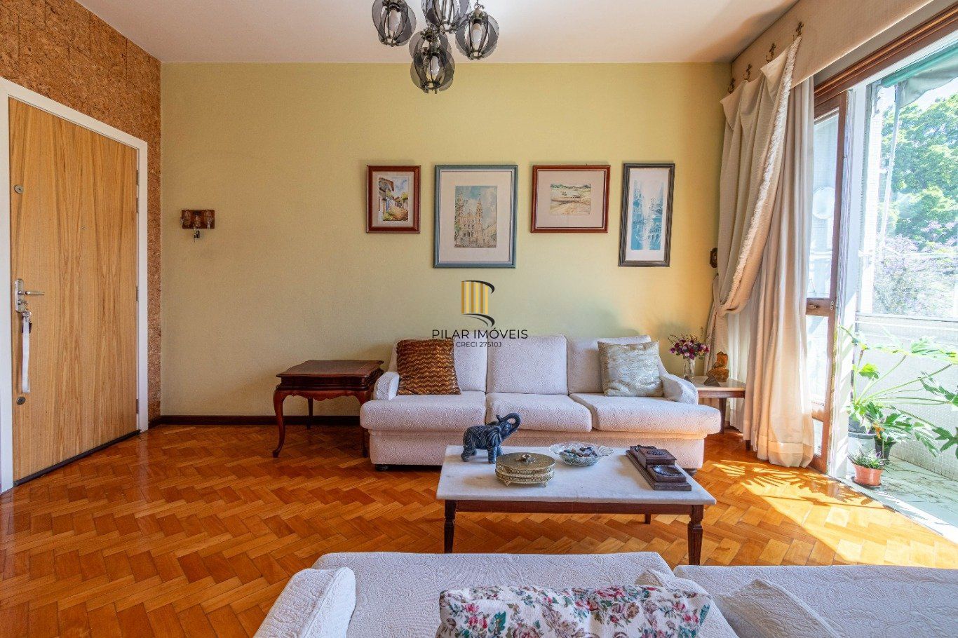 Apartamento com 3 quartos e 116m² à venda em Petrópolis, Porto Alegre. Rua General Souza Doca, Petrópolis, Porto Alegre