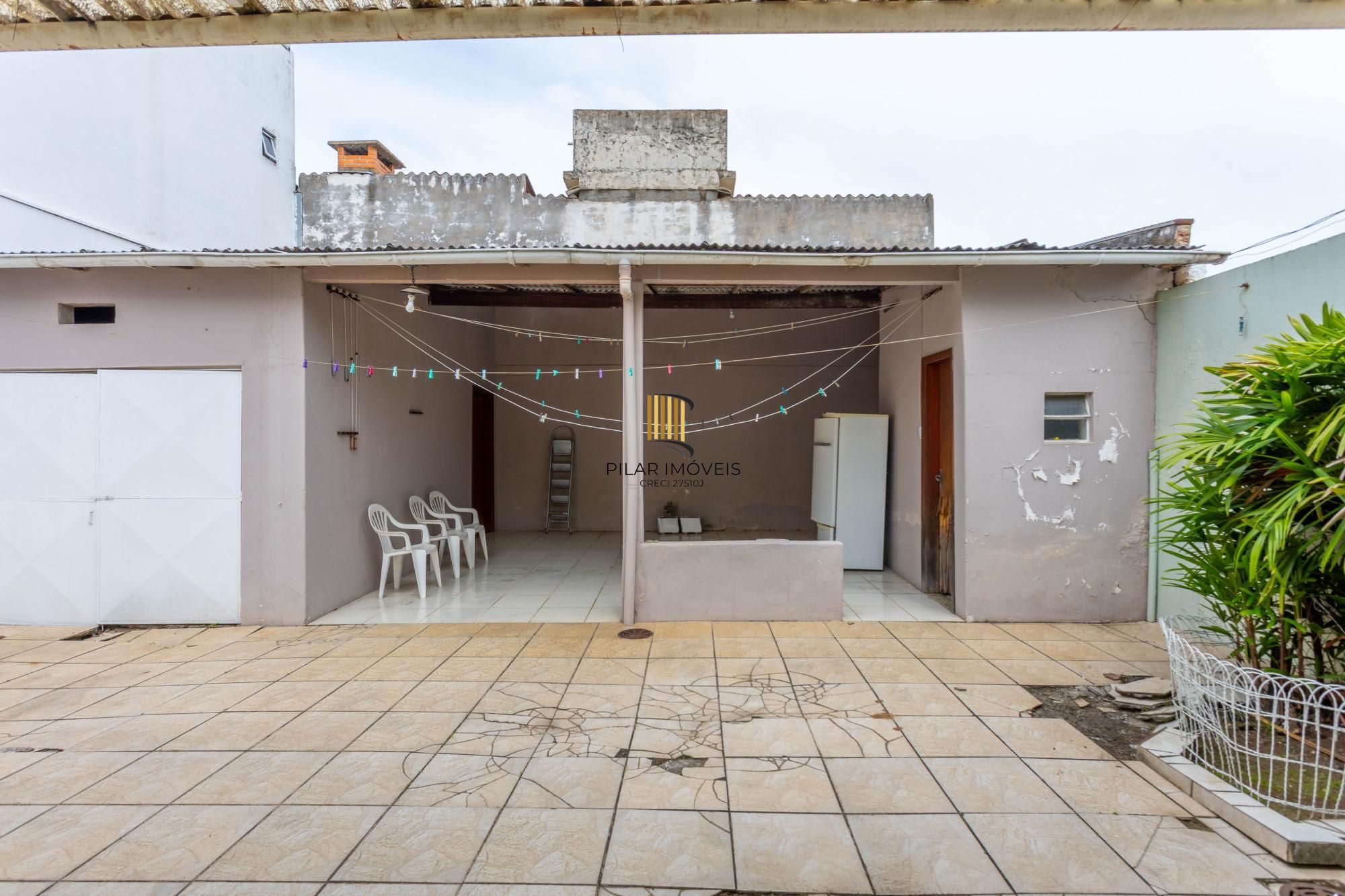 Casa 75m² com 3 dormitórios, 2 vagas no bairro Sarandi