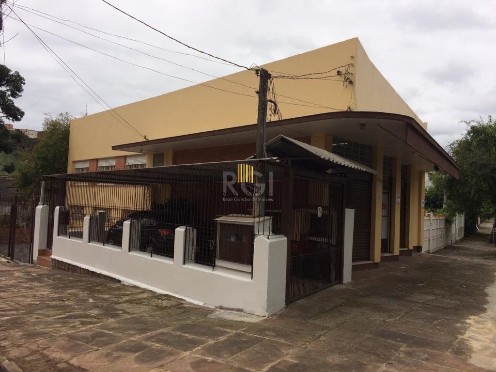Casa para Venda - 233m², 4 dormitórios, 5 vagas - Nonoai