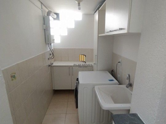 Casa de Condomínio 3 dormitórios no bairro Cristal