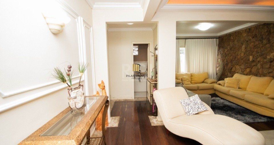 Casa para Venda - 169m², 3 dormitórios, sendo 1 suites, 4 vagas - Ipanema