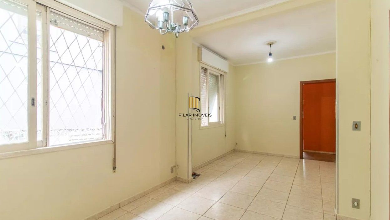 Casa 3 dormitórios Bairro Teresópolis