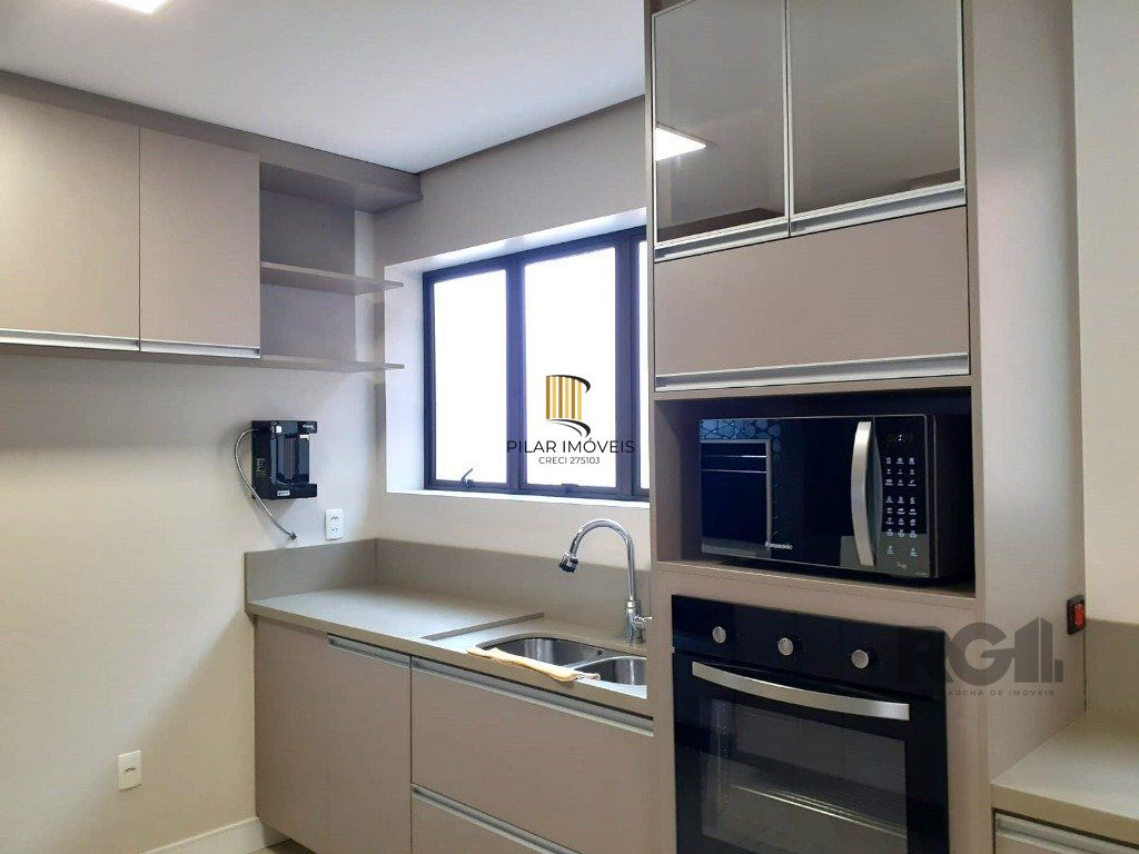 Apartamento 177m² - 3 dormitórios, 2 vagas no bairro Santa Tereza