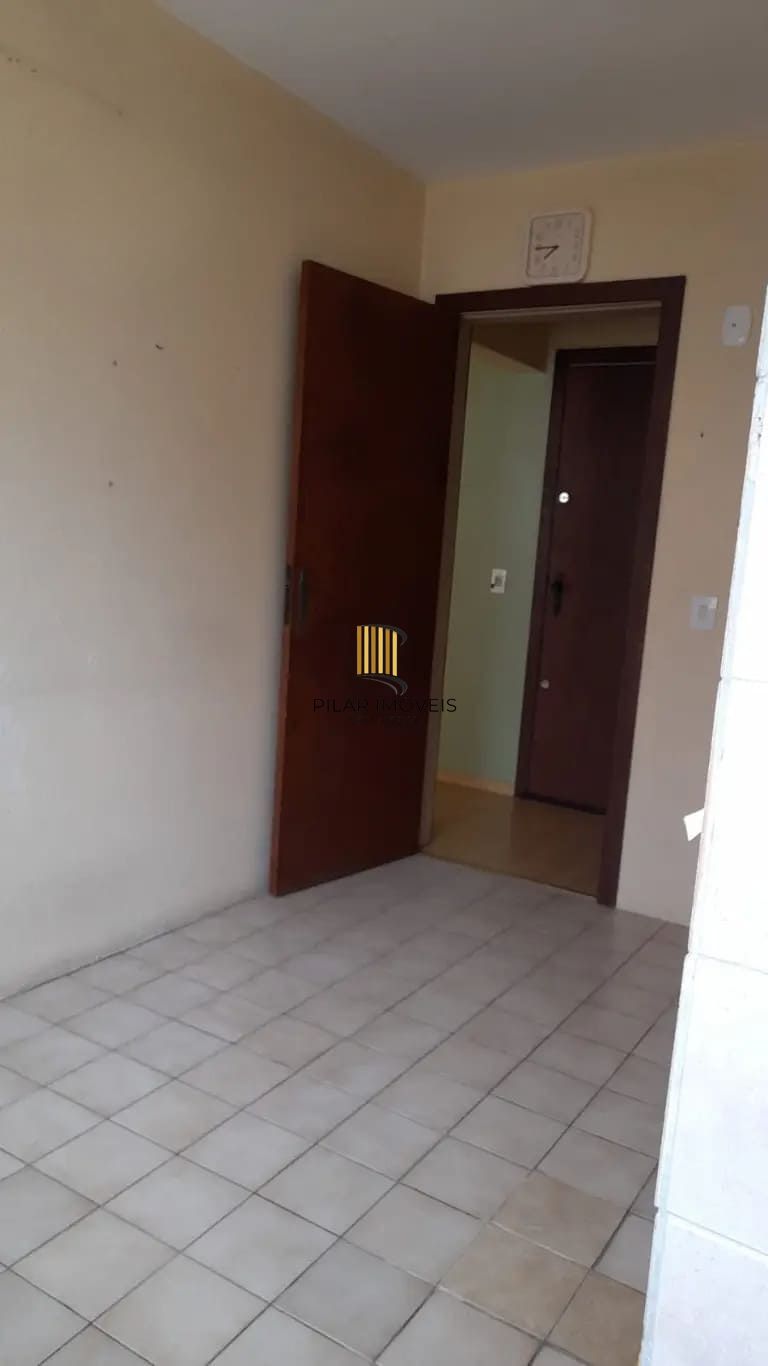 Apartamento de 1 dormitório e 46m² à venda em Partenon, Porto Alegre.