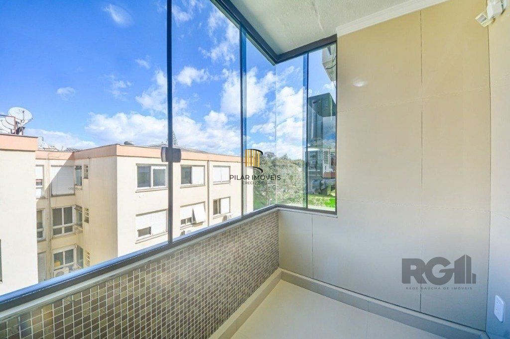 Apartamento 40m² - 1 dormitório, 1 vaga no bairro Menino Deus