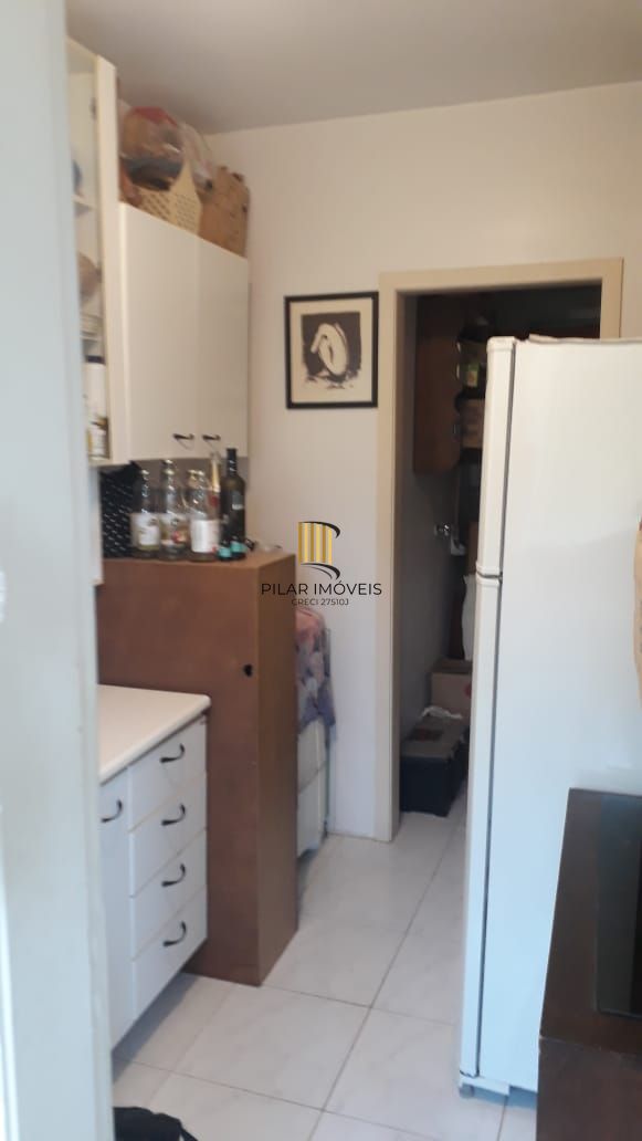 Apartamento para venda de 3 dormitórios, no bairro Teresópolis em Porto Alegre/RS.