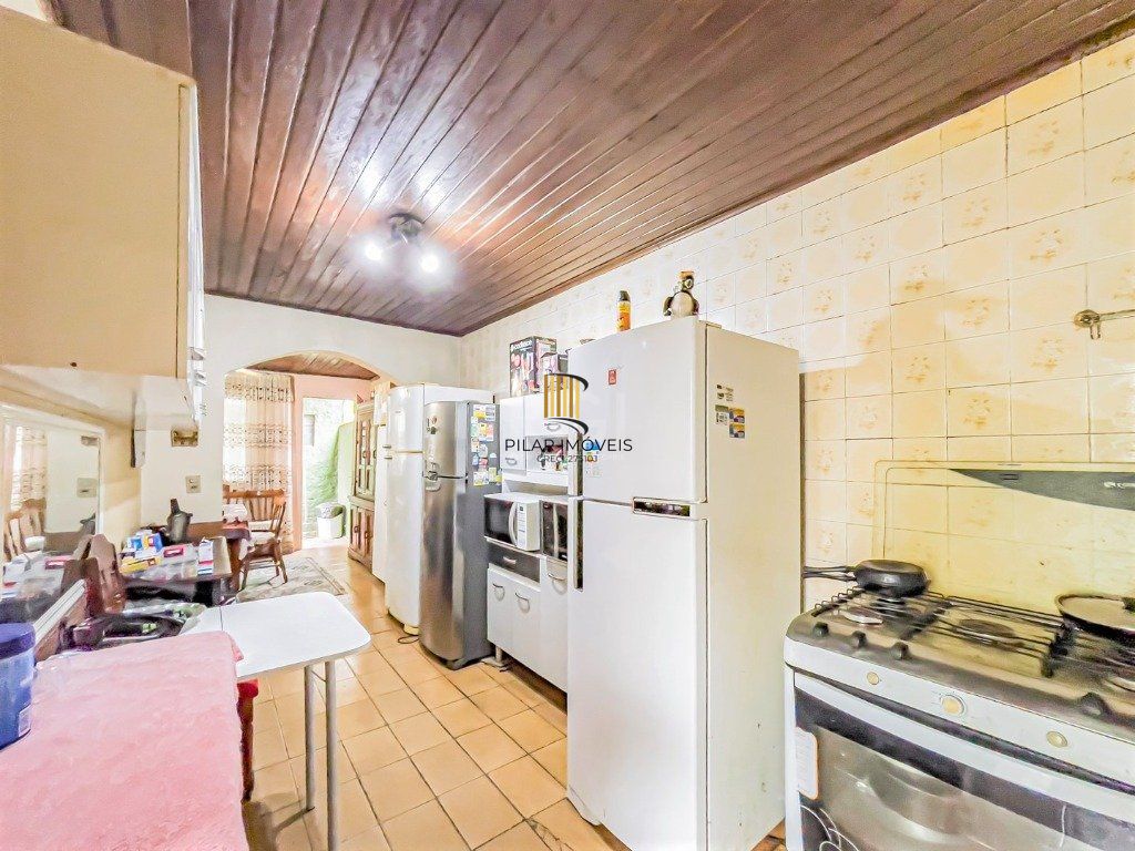 Casa para Venda - 212m², 3 dormitórios, 3 vagas - Azenha
