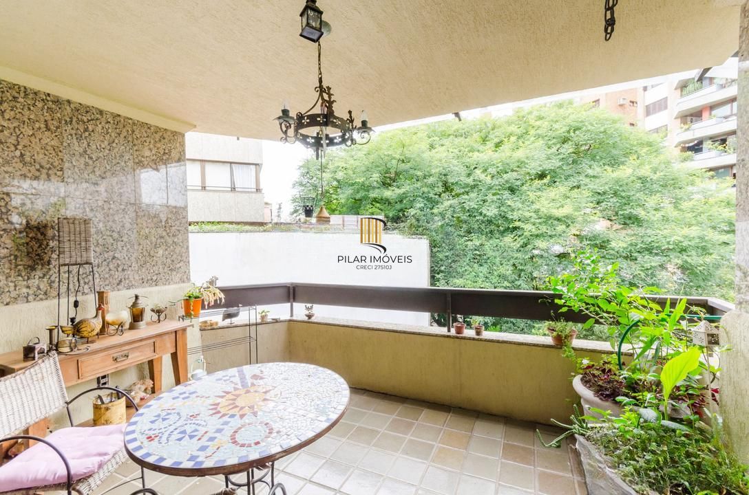 Apartamento 4 dorms à venda Rua Ciro Gavião, Bela Vista - Porto Alegre
