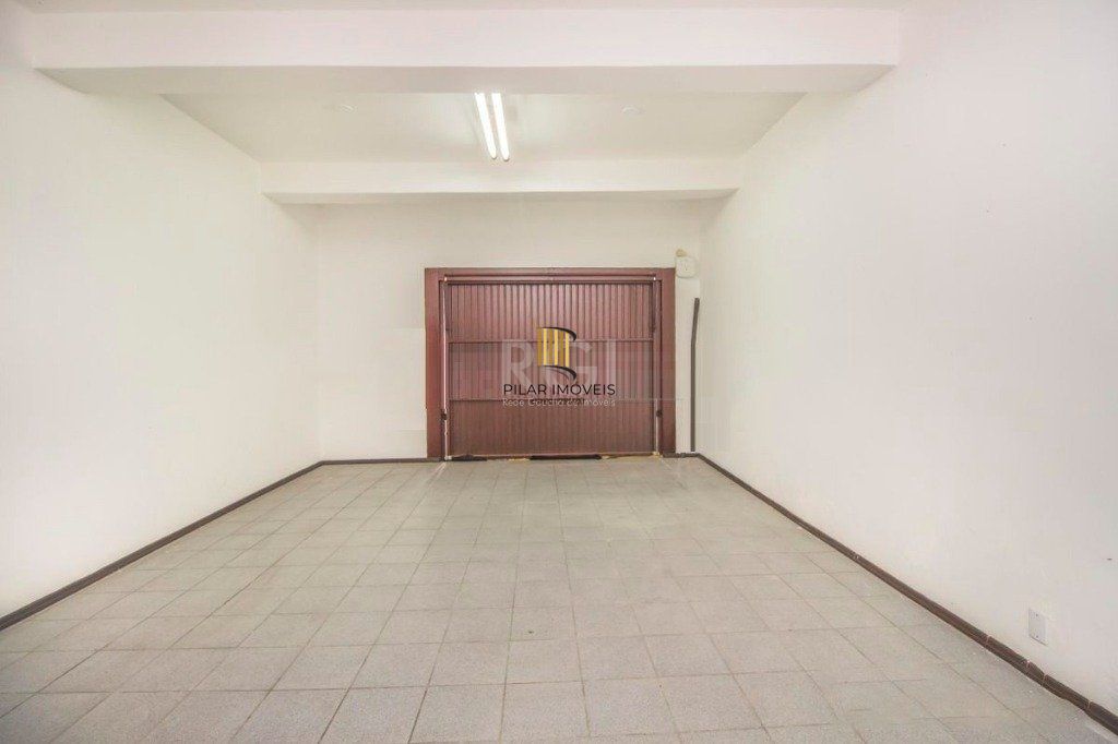Casa para Venda - 440m², 3 dormitórios, sendo 2 suites, 2 vagas - Cidade Baixa