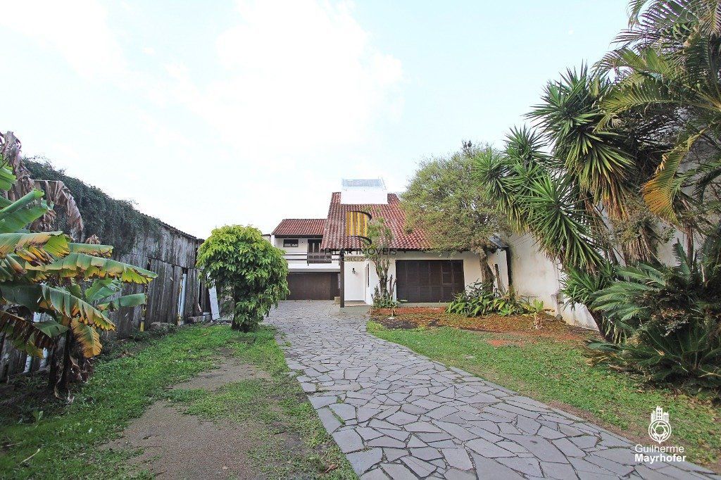 Casa para Venda - 320m², 4 dormitórios, sendo 1 suites, 3 vagas - Cavalhada
