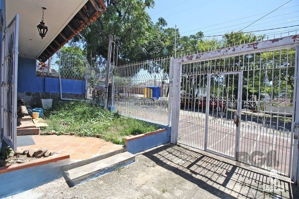 Casa de 3 dormitórios no bairro Partenon - Pilar Imóveis
