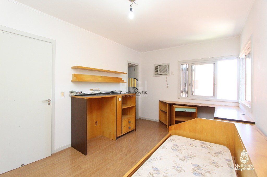 Casa para Venda - 393m², 4 dormitórios, sendo 2 suites, 4 vagas - Ipanema