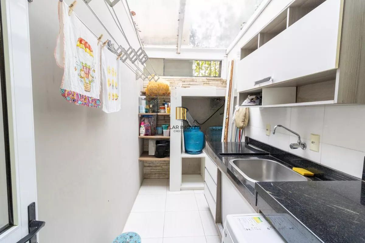 Casa de condomínio com 150m², 3 quartos e 2 vagas