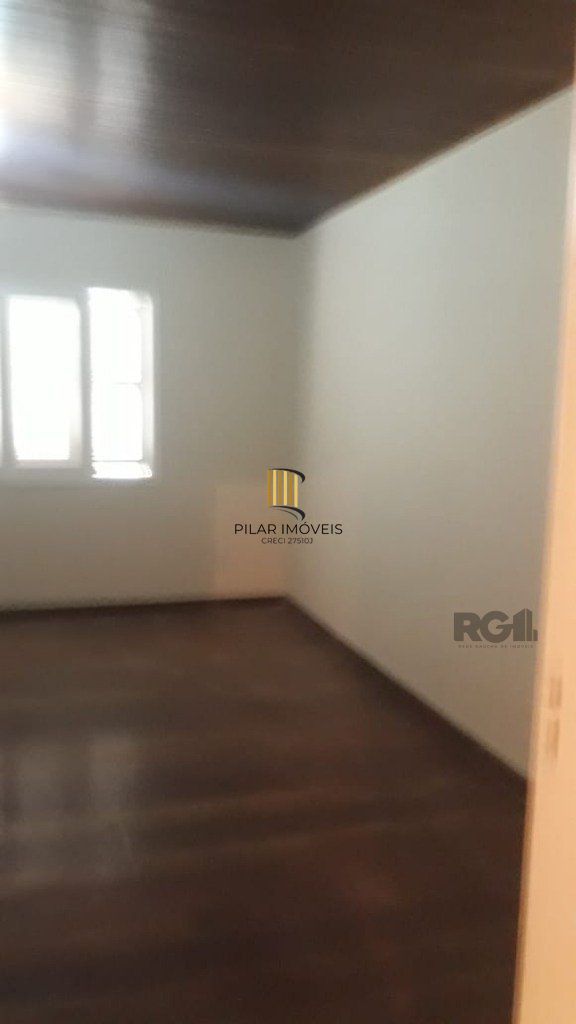 Casa 3 Dormitório(s) Bairro Campo Novo