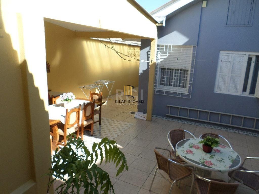Casa para Venda - 289m², 4 dormitórios, sendo 1 suites, 4 vagas - Cavalhada