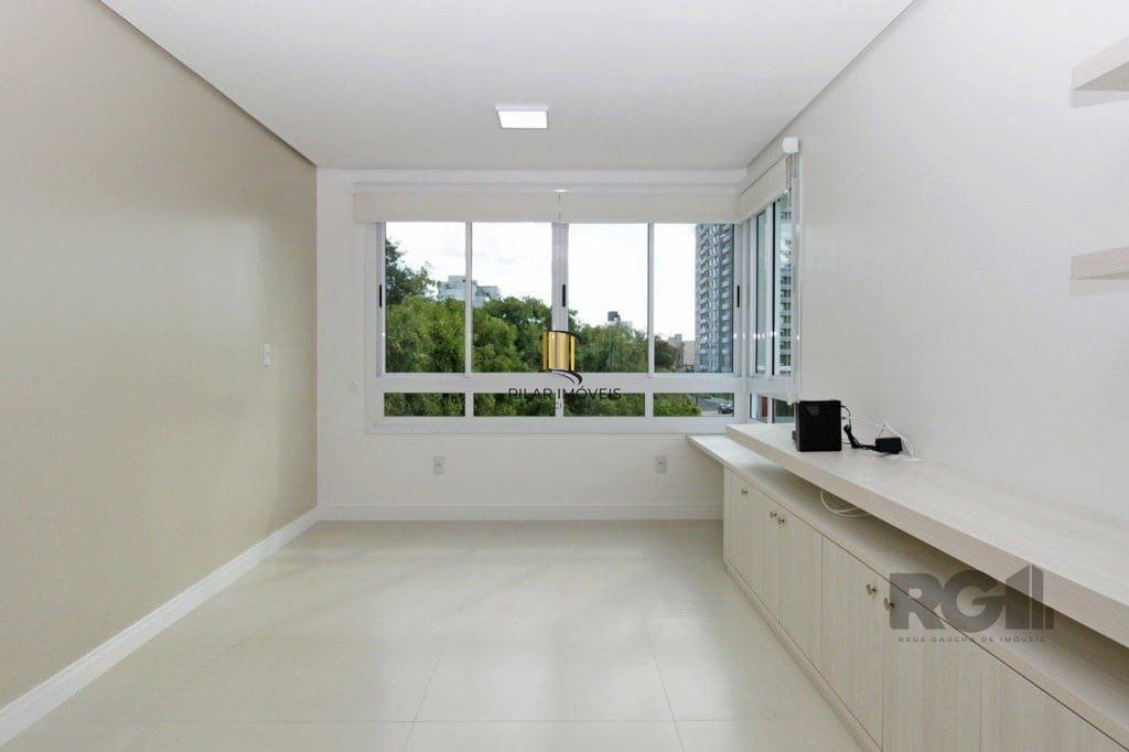 Excelente apartamento de 98m² com 3 dormitórios e 2 vagas.