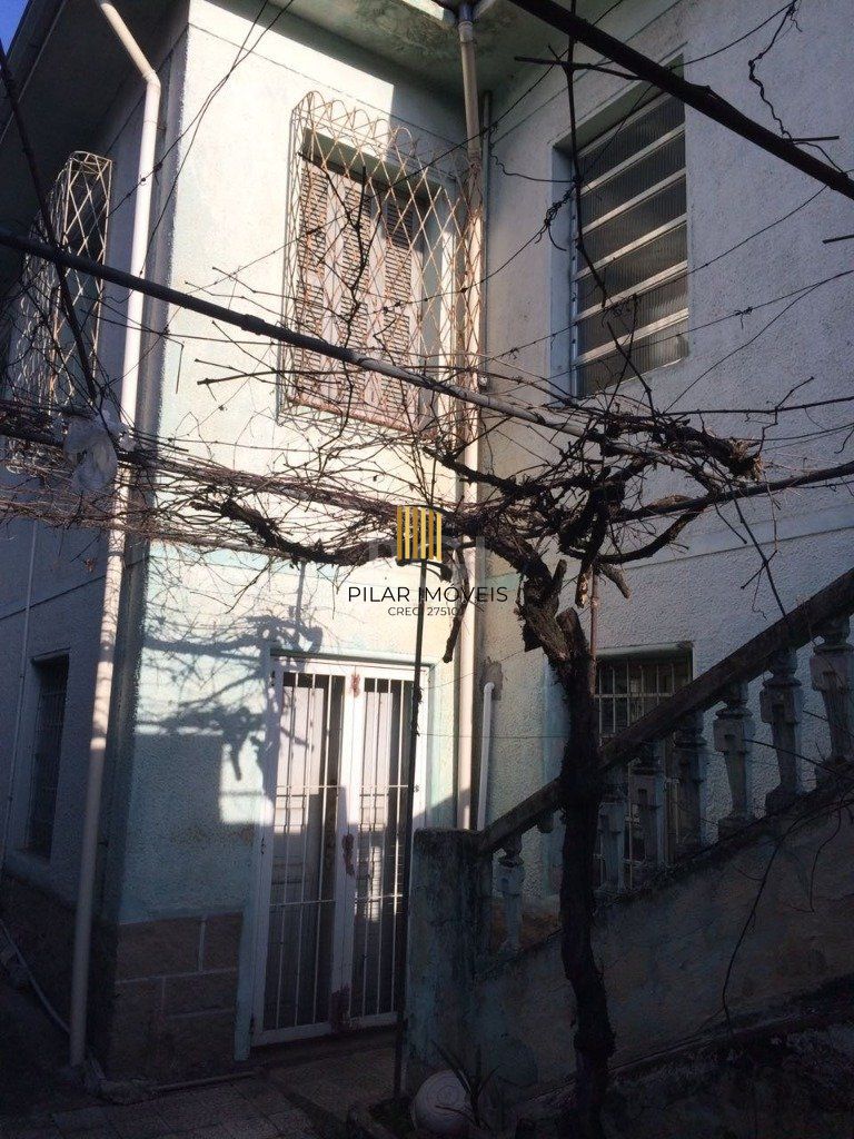 Casa para Venda - 192m², 3 dormitórios, 3 vagas - Medianeira