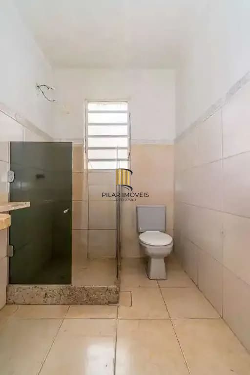 Casa com 2 quartos à venda na Medianeira, Porto Alegre.