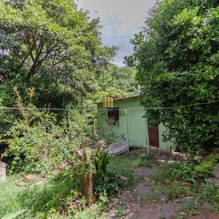 Casa à Venda na Rua da Gruta – 241,99m² – Próxima ao Hospital Divina Providência