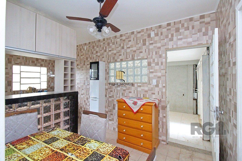 Casa 3 dormitórios no bairro Teresópolis