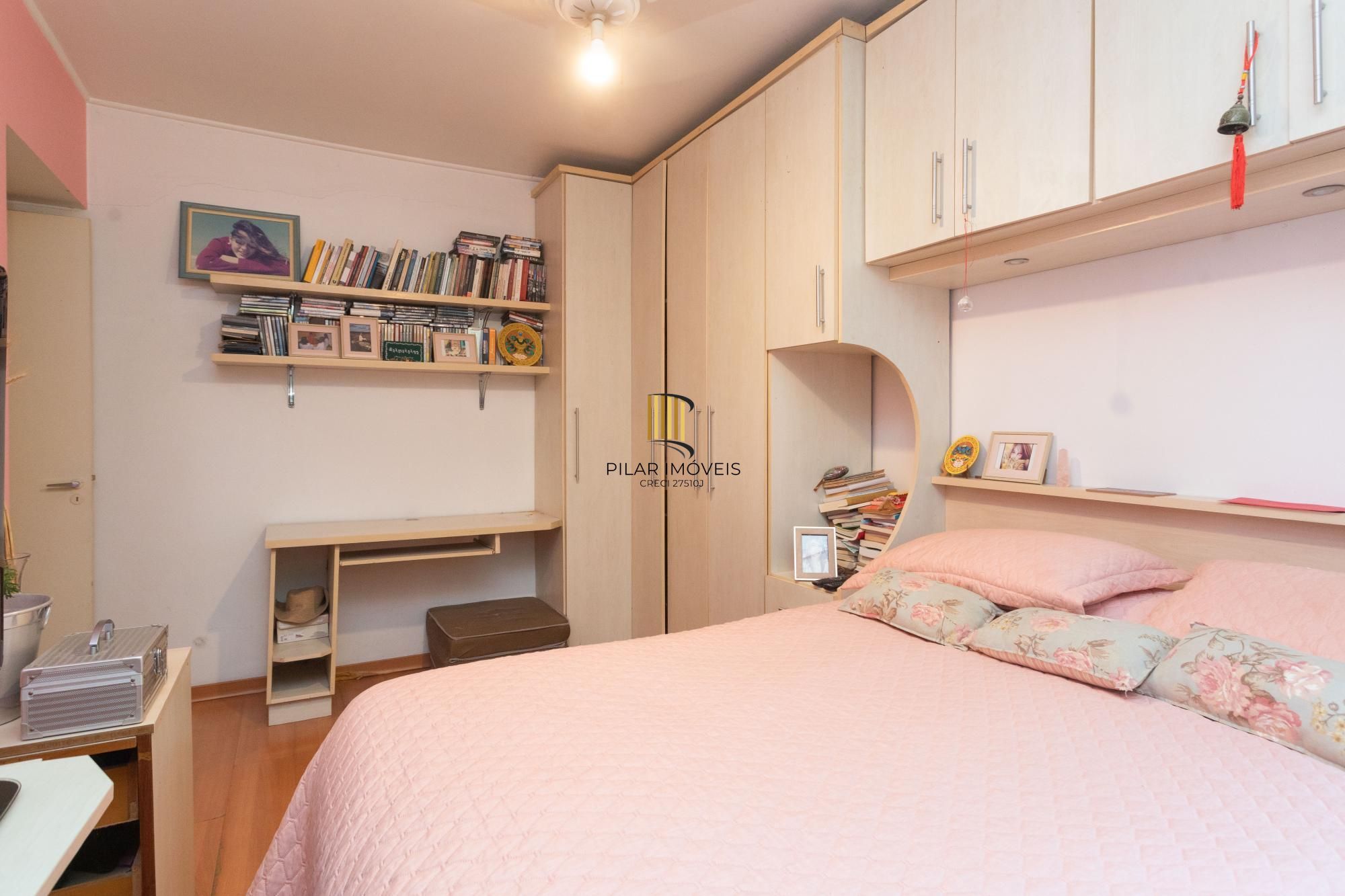 Apartamento de 02 dormitórios com vaga no bairro Boa Vista -Porto Alegre/RS