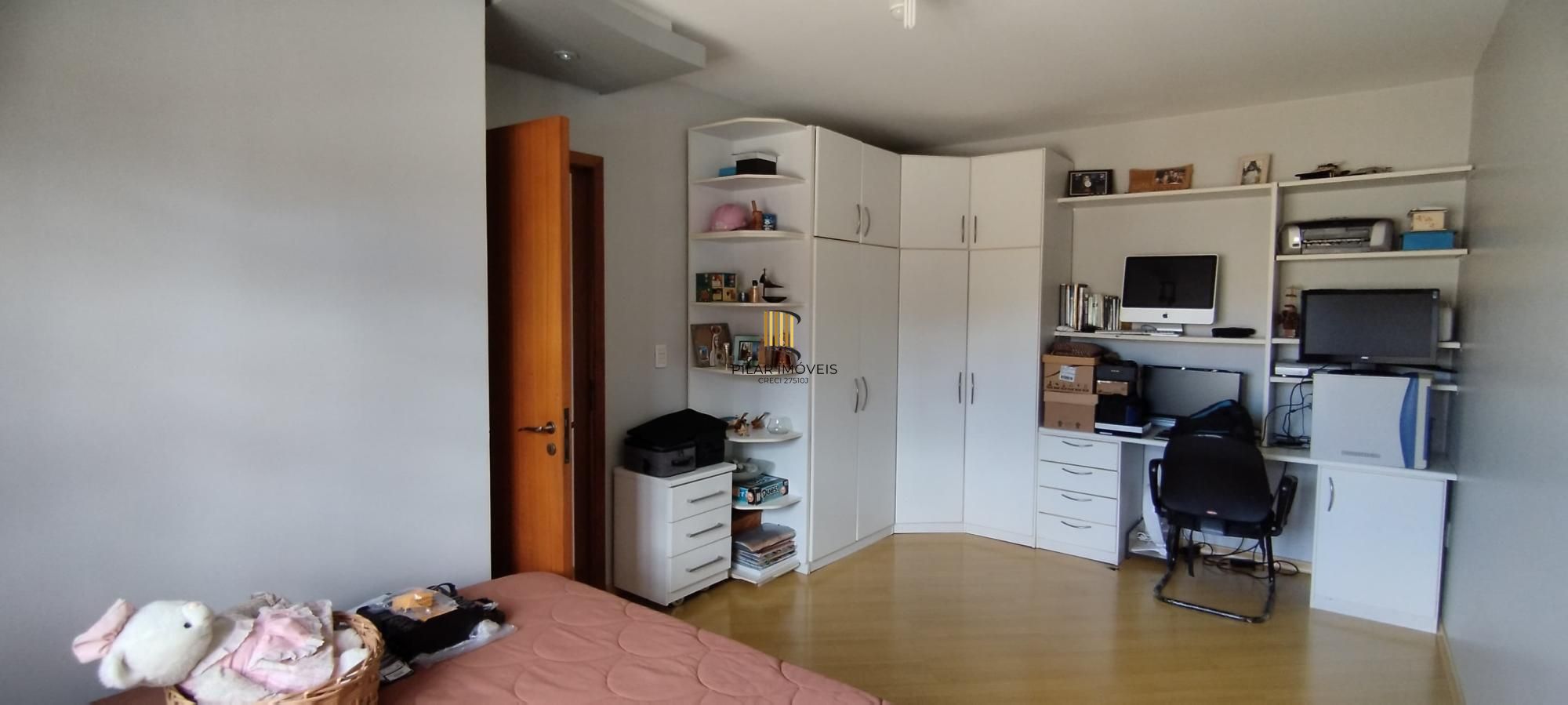 Casa 348m², 4 dormitórios, 2 vagas no bairro Nonoai