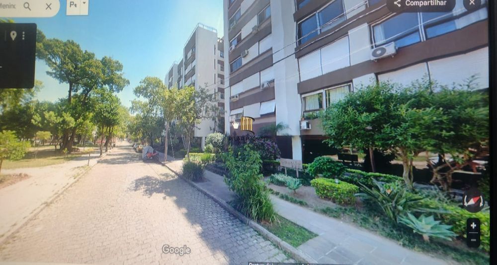 Cobertura 153m² semimobiliada com vista panorâmica no Menino Deus