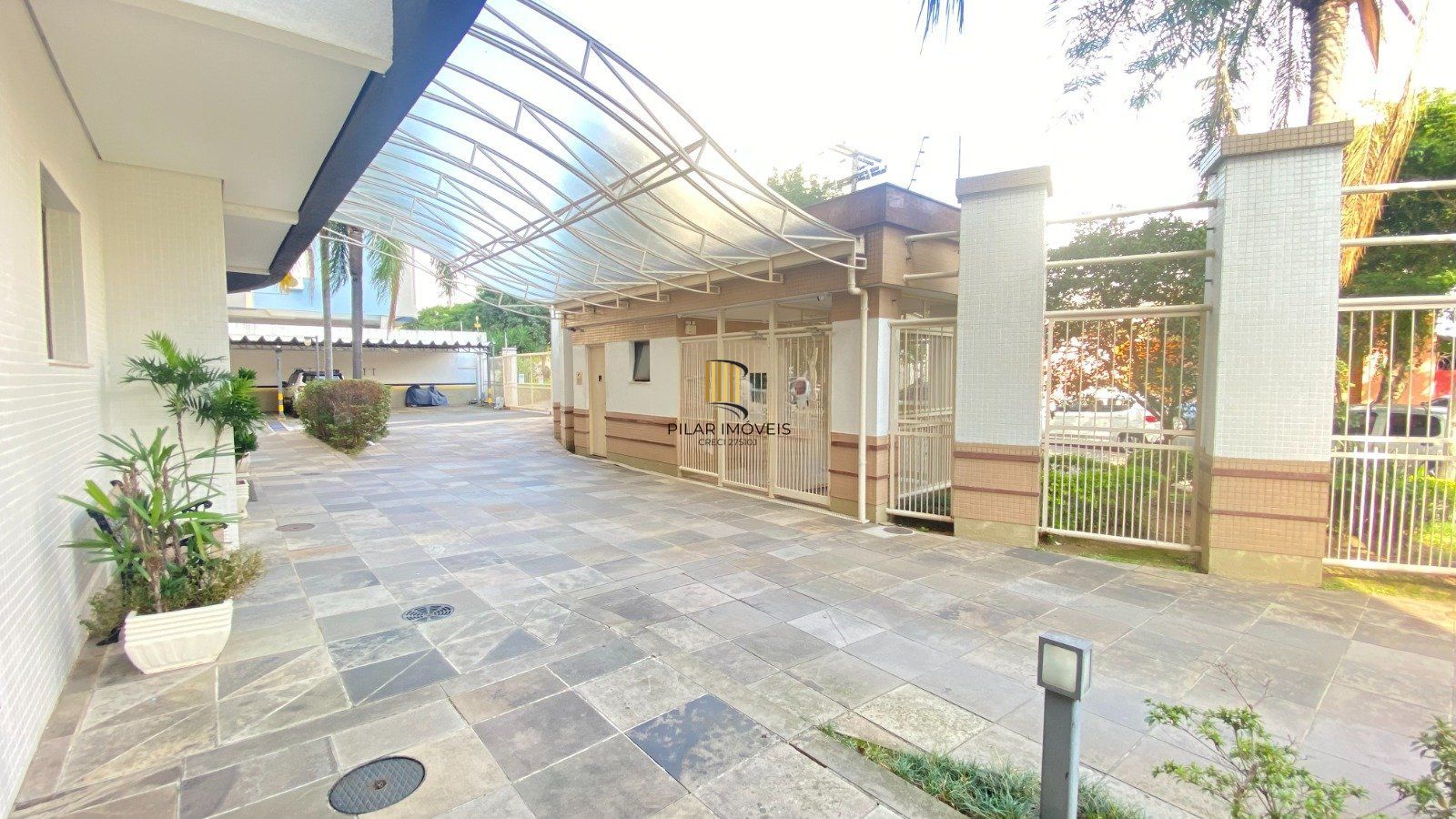 Apartamento com 3 quartos, 2 vagas e 100.7m² - Rua Botafogo - Menino Deus, Porto Alegre
