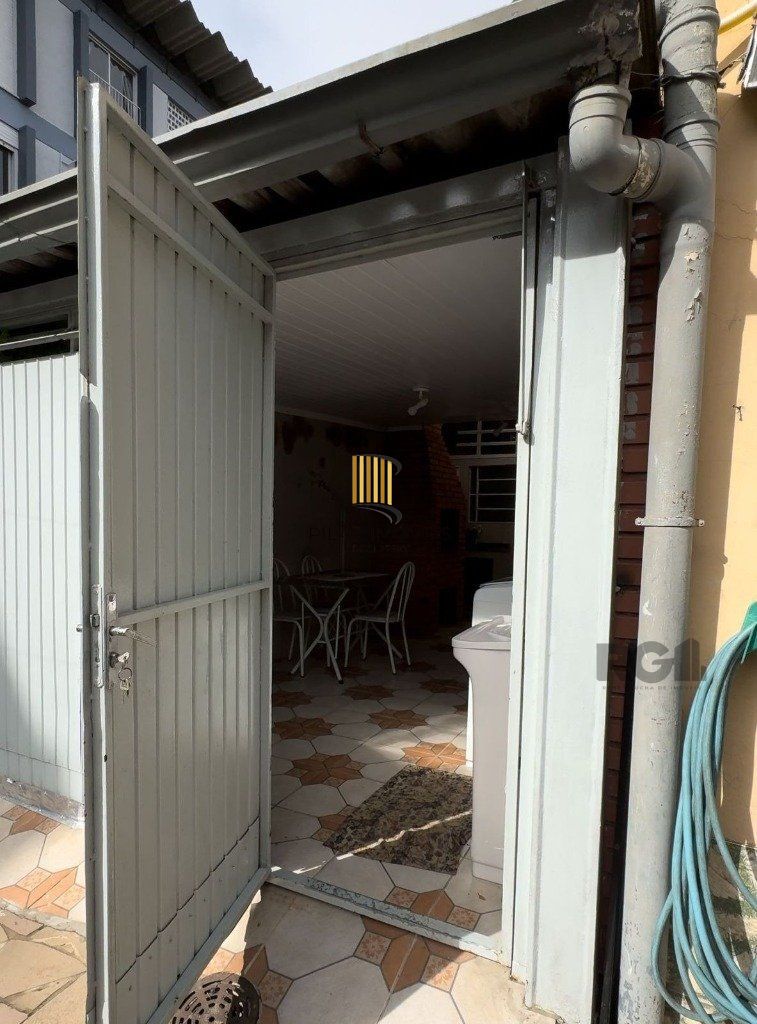 Apartamento de 115m², 3 dormitórios, 2 vagas no bairro Glória