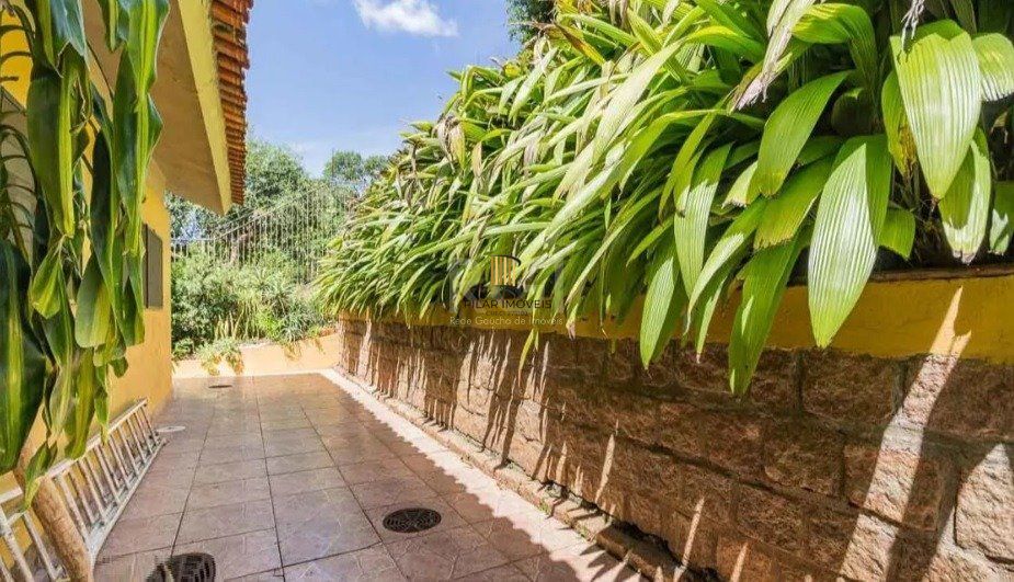 Casa para Venda - 294.4m², 4 dormitórios, sendo 2 suites, 2 vagas - Nonoai