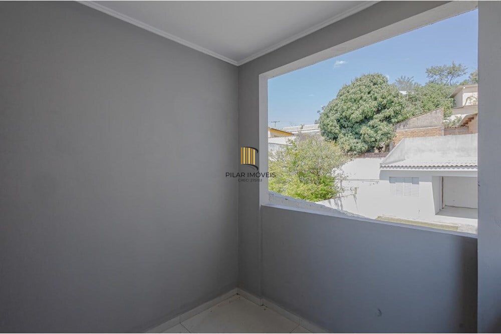 Casa 3 dormitórios no bairro Teresópolis