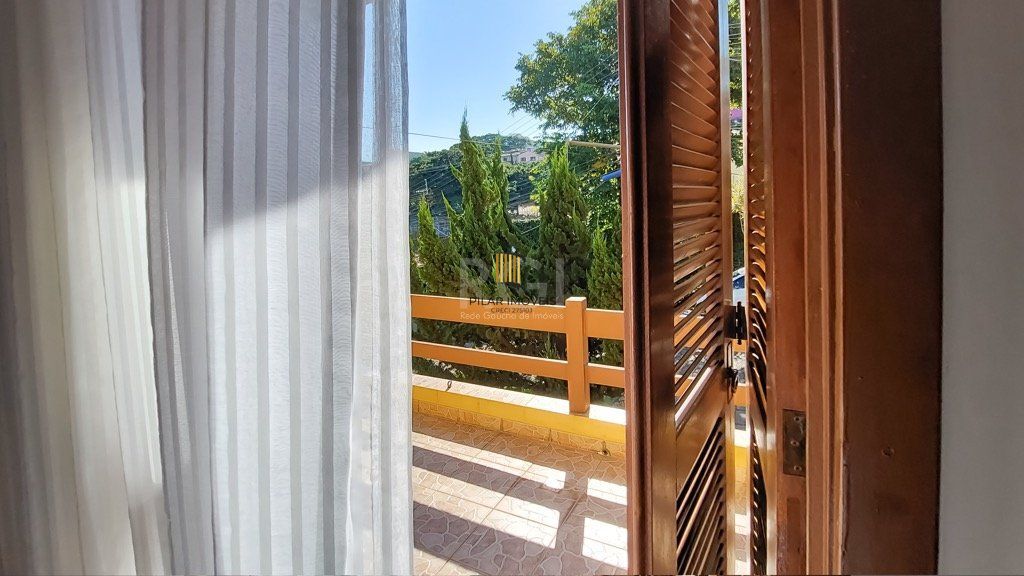 Casa Condominio para Venda - 141.61m², 3 dormitórios, sendo 1 suites, 2 vagas - Teresópolis