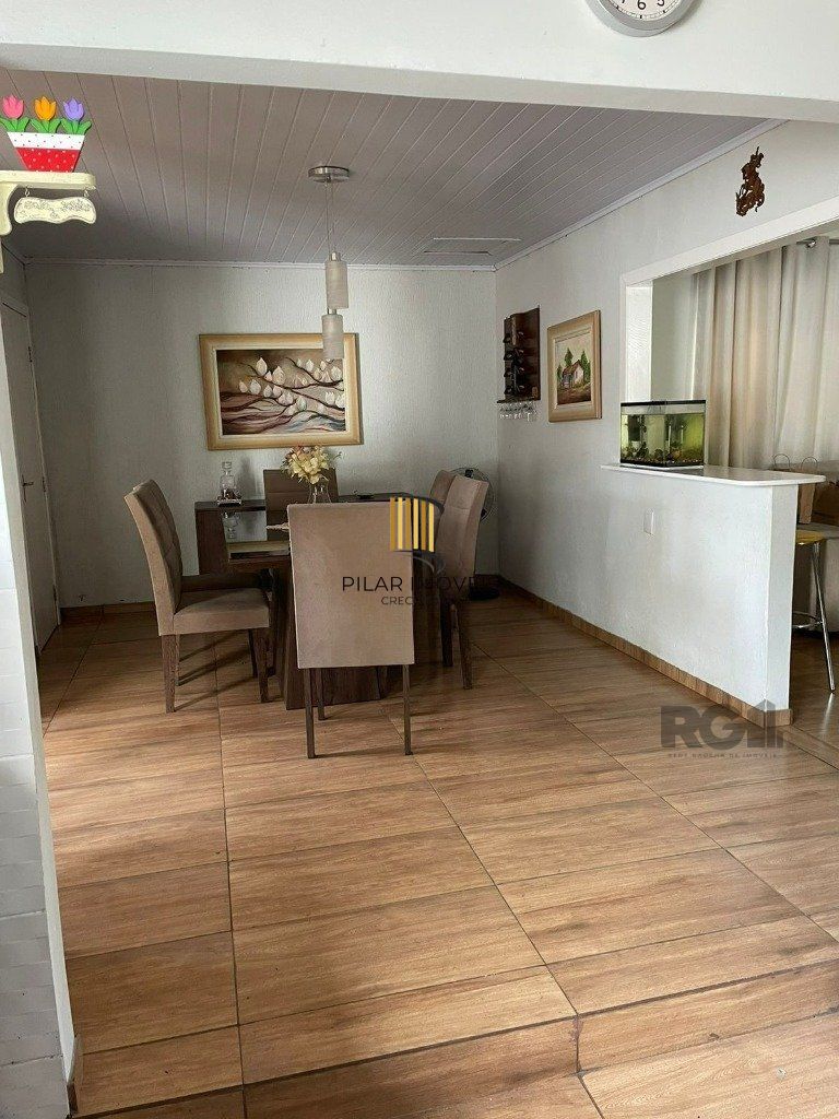 Casa de alvenaria, 03 dormitórios próximo a Av. Teresópolis