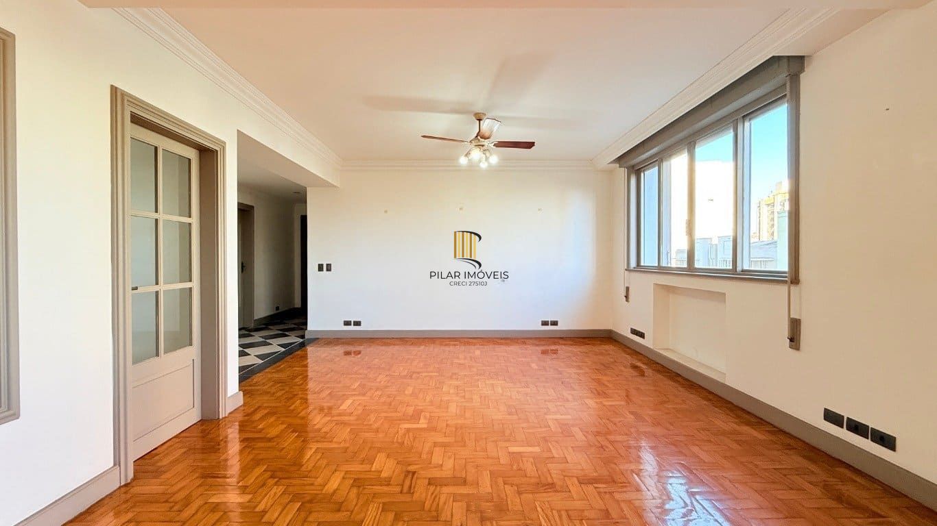 Apartamento de 3 dormitórios à venda em Independência, Porto Alegre