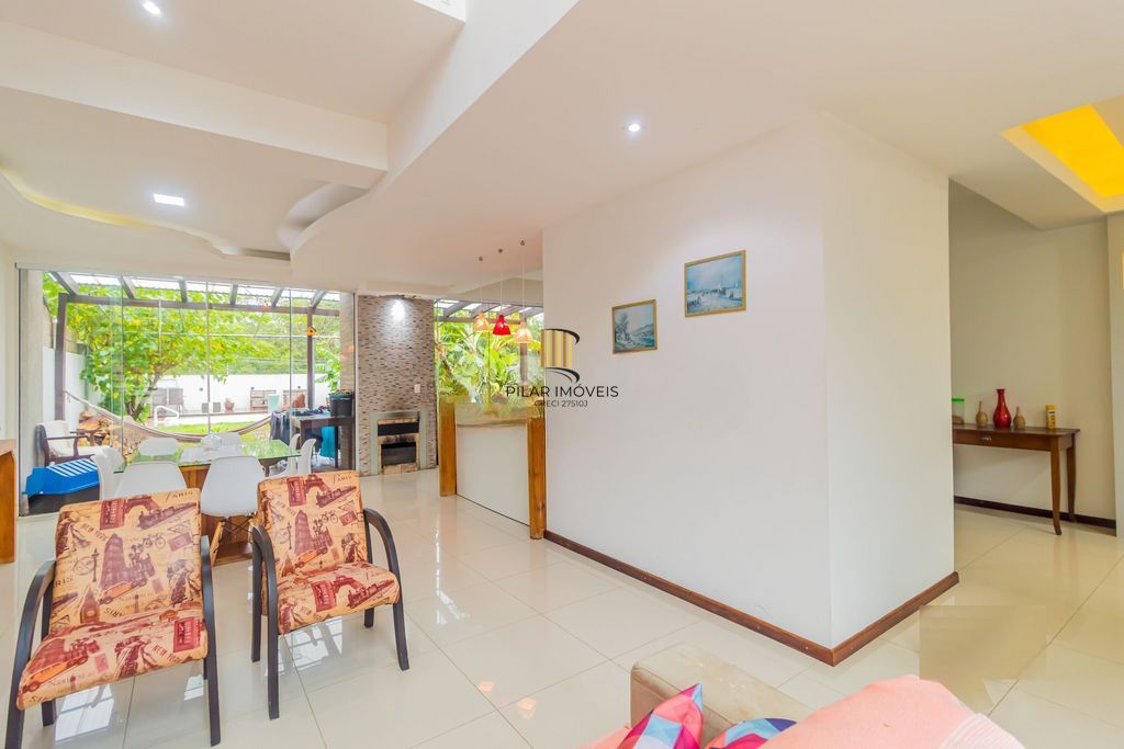 Casa em Condomínio 3 dorms à venda Avenida Juca Batista, Hípica - Porto Alegre