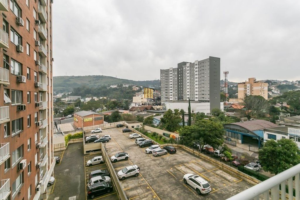 Apartamento 70m² - 3 dormitórios, 1 vaga no bairro Partenon