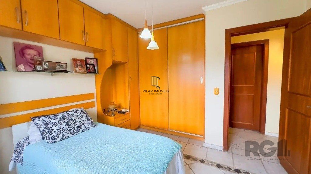Casa com 4 quartos no bairro nonoai