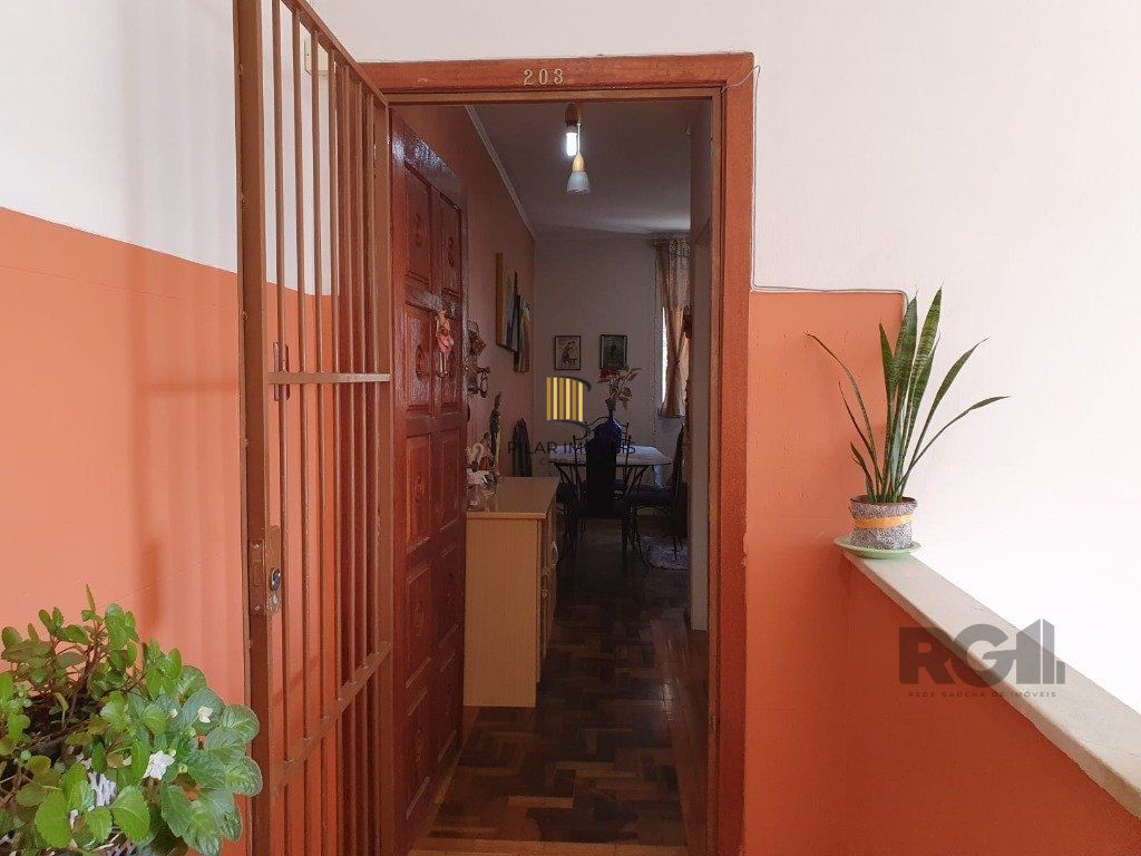 Apartamento de 2 dormitórios no Bairro Medianeira