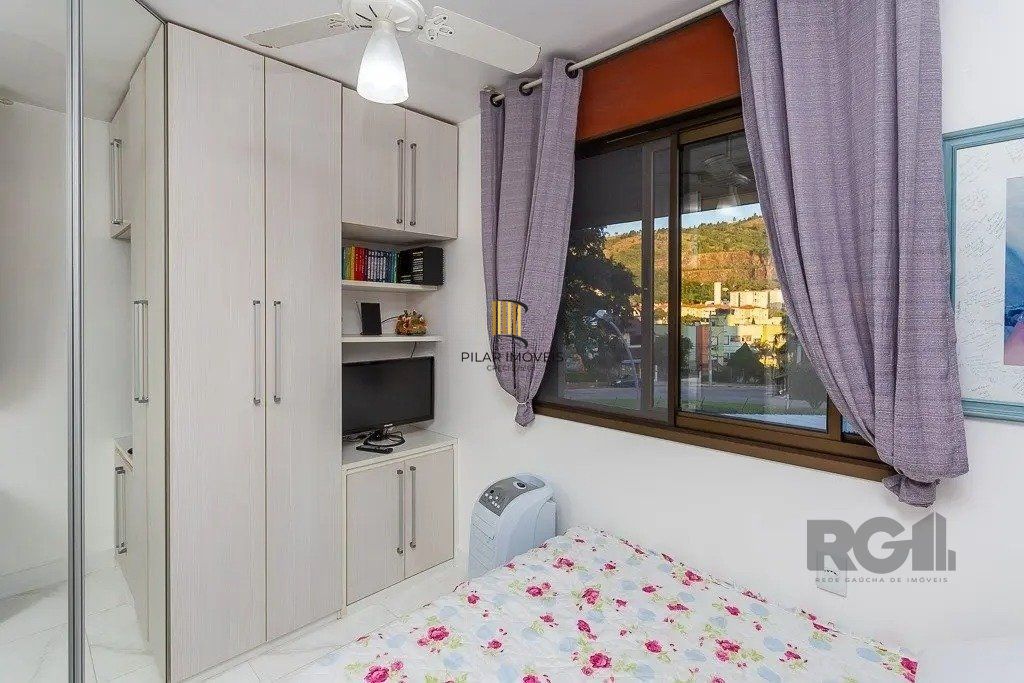 Apartamento com 3 dormitórios no bairro Jardim Carvalho