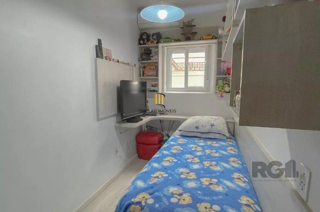 Casa 164m², 3 dormitórios, 3 vagas no bairro Jardim Carvalho